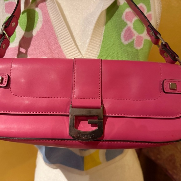 Vibtage- Guess Y2K- Pink Purse/ Bag - Picture 3 of 8